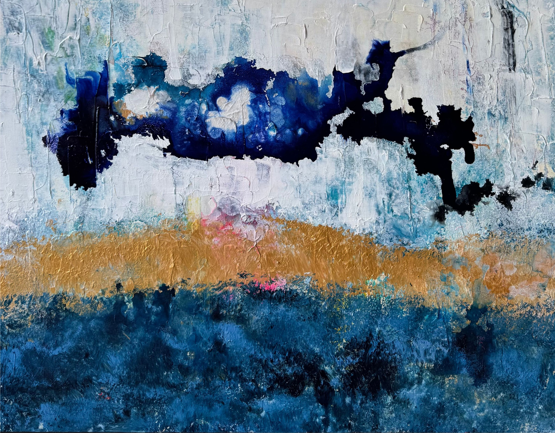 SNIL Sky - abstract work by Nili Stein